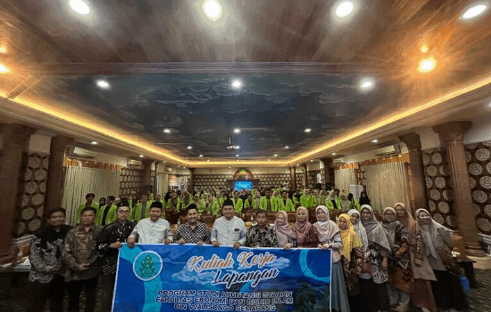 Prodi Akuntansi Syariah UIN Walisongo KKL ke BMT Maslahah Sidogiri