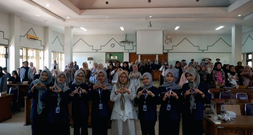 HMJ Akuntansi Syariah FEBI UIN Walisongo Selenggarakan Pelatihan Microsoft Excel untuk Tingkatkan Kompetensi Mahasiswa